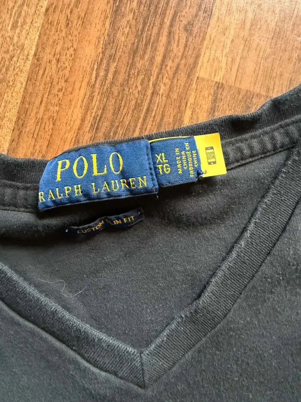 Polo Ralph Lauren Men's Custom Slim Fit V-Neck T-Shirt